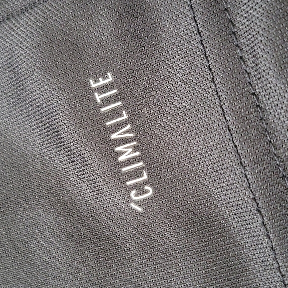 Adidas 1/4 zip top NWT - Picture 3 of 5